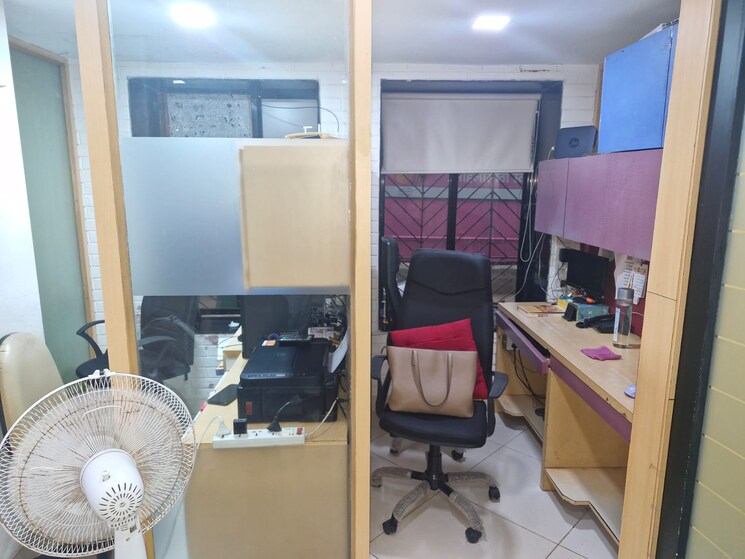 Team Area, sun-industrial-estate Commercial Office Space 550 Sq.Ft. In Lower Parel Mumbai 9121613