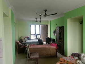 Living Room in 3.5 BHK Apartment at Sg Homes, Vasundhara Sector 4 – for Sale