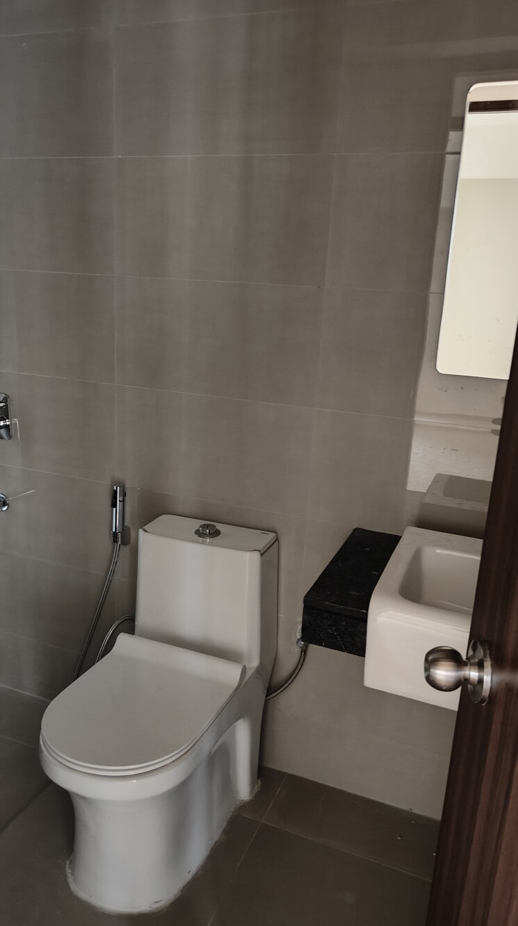 Bathroom, indiabulls-one-indiabulls 2 Bedroom 1100 Sq.Ft. Apartment In Pokhran Road No Two Thane 9121620