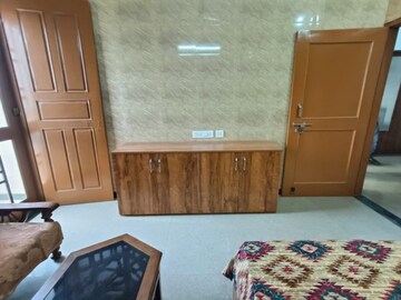 Furnished Amenities in 2 BHK Independent House at Gomti Nagar – for Rent