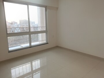 Room in 2.5 BHK Apartment at Gera World of Joy, Kharadi – for Rent