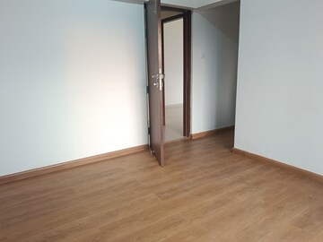 Room in 2.5 BHK Apartment at Gera World of Joy, Kharadi – for Rent