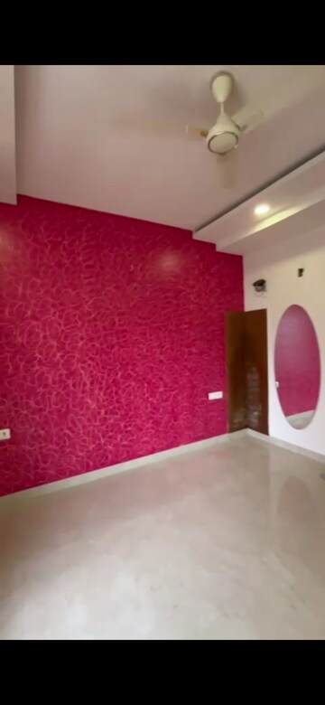 Furnished Amenities in 3 BHK Builder Floor at TDI The Retreat, Sector 89 – for Sale