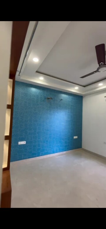 Furnished Amenities in 3 BHK Builder Floor at TDI The Retreat, Sector 89 – for Sale