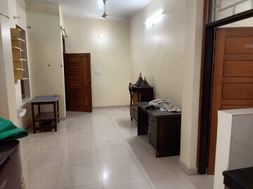 Hall in 1.5 BHK Independent House at Gomti Nagar – for Rent