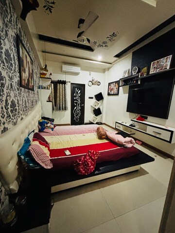 Bedroom in 3.5 BHK Independent House at Nipania – for Rent