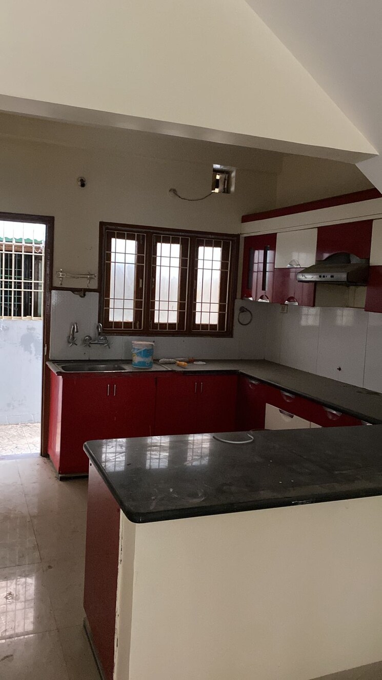 Kitchen, nipania 3.5 Bedroom 3000 Sq.Ft. Independent House In Nipania Indore 9121653