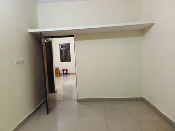 Room in 2 BHK Independent House at Gomti Nagar – for Rent