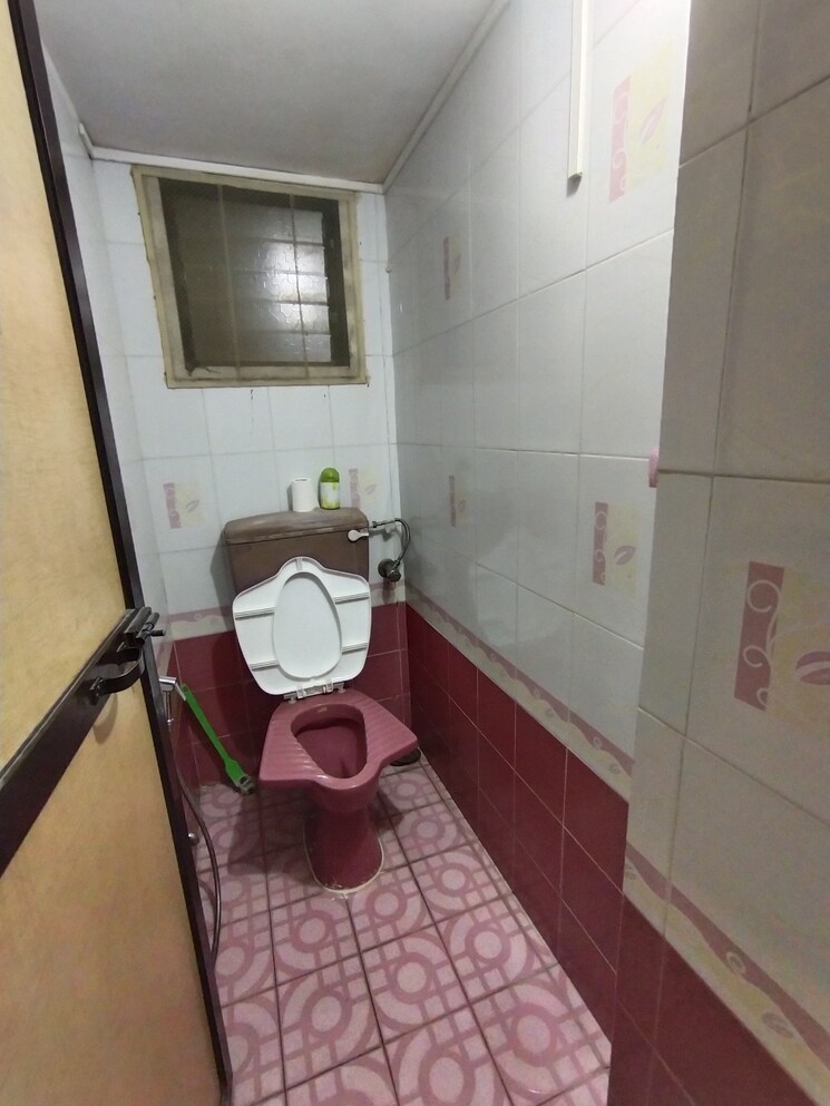 Attached Bathroom, hiranandani-princeton-chs 1 Bedroom 500 Sq.Ft. Apartment In Powai Mumbai 9121672