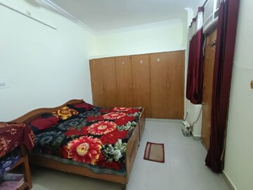 Bedroom in 1.5 BHK Independent House at Gomti Nagar – for Rent