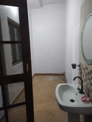  2.5 BHK Independent House at Gomti Nagar – for Rent