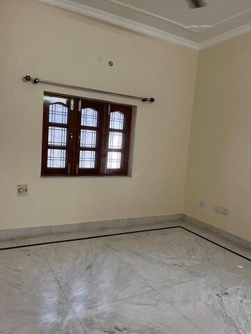 Room in 2 BHK Independent House at Ballupur – for Rent