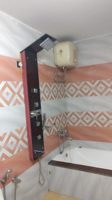 Furnished Amenities in 3 BHK Builder Floor at Ballupur – for Rent