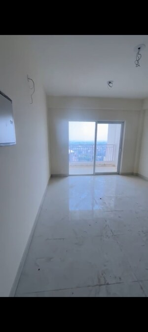 Room in 3 BHK Apartment at VVIP Mangal, Raj Nagar Extension – for Sale