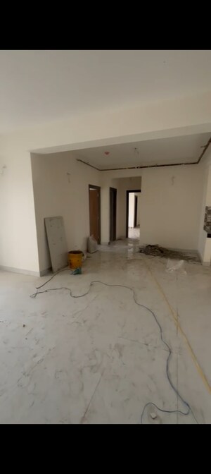 Room in 3 BHK Apartment at VVIP Mangal, Raj Nagar Extension – for Sale