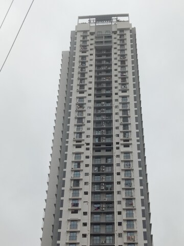 3 BHK Apartment For Rent in Rustomjee Summit, Borivali East