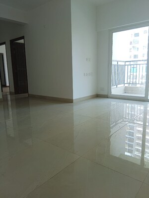 Room in 3 BHK Apartment at Ace Divino, Sector 1 Greater Noida – for Sale