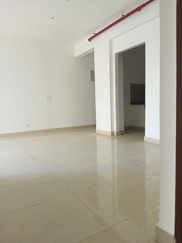 Room in 3 BHK Apartment at Ace Divino, Sector 1 Greater Noida – for Rent