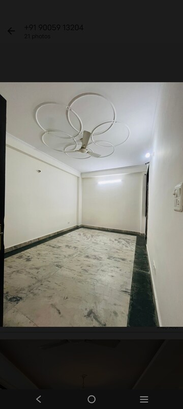 Room in 3 BHK Builder Floor at Saket – for Rent