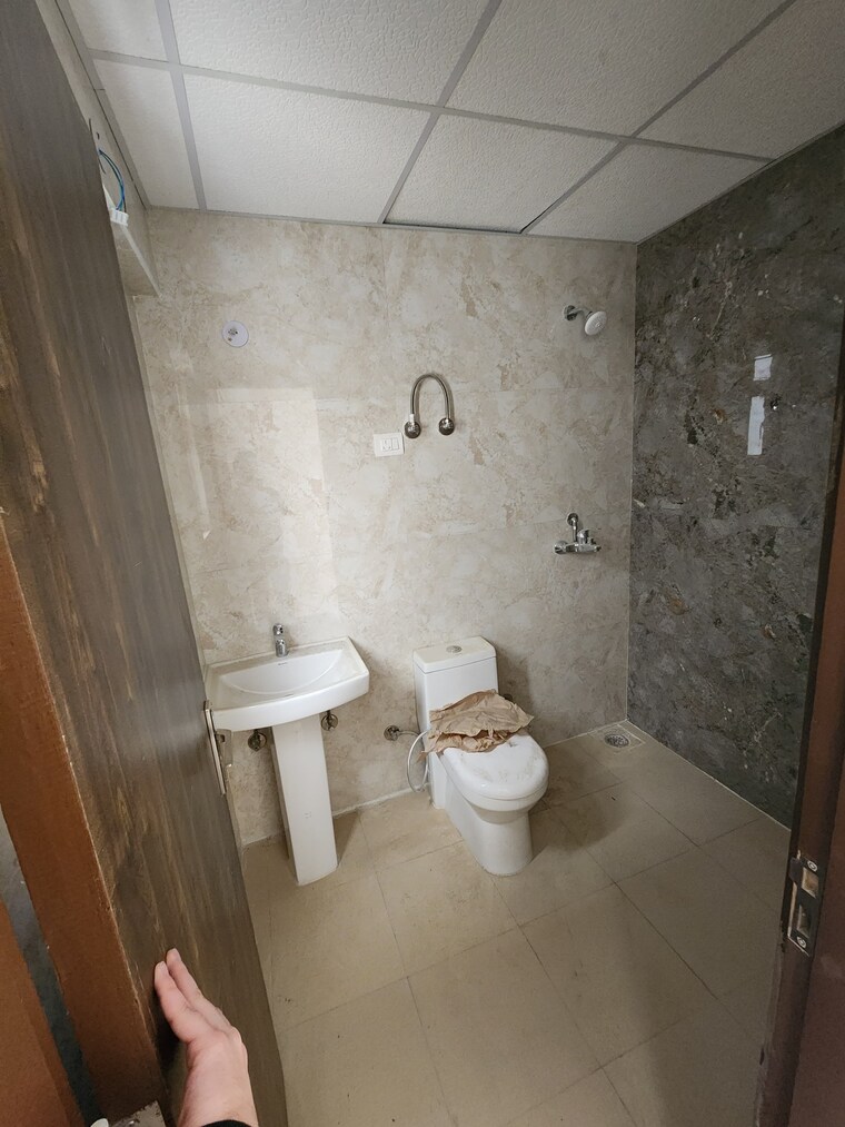 Bathroom, ace-divino 3 Bedroom 1565 Sq.Ft. Apartment In Sector 1 Greater Noida Greater Noida 9121738