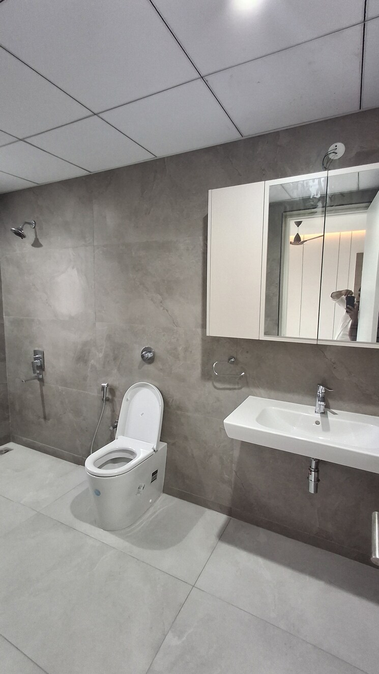 Bathroom, rajapushpa-provincia 3 Bedroom 2020 Sq.Ft. Apartment In Narsingi Hyderabad 9121739