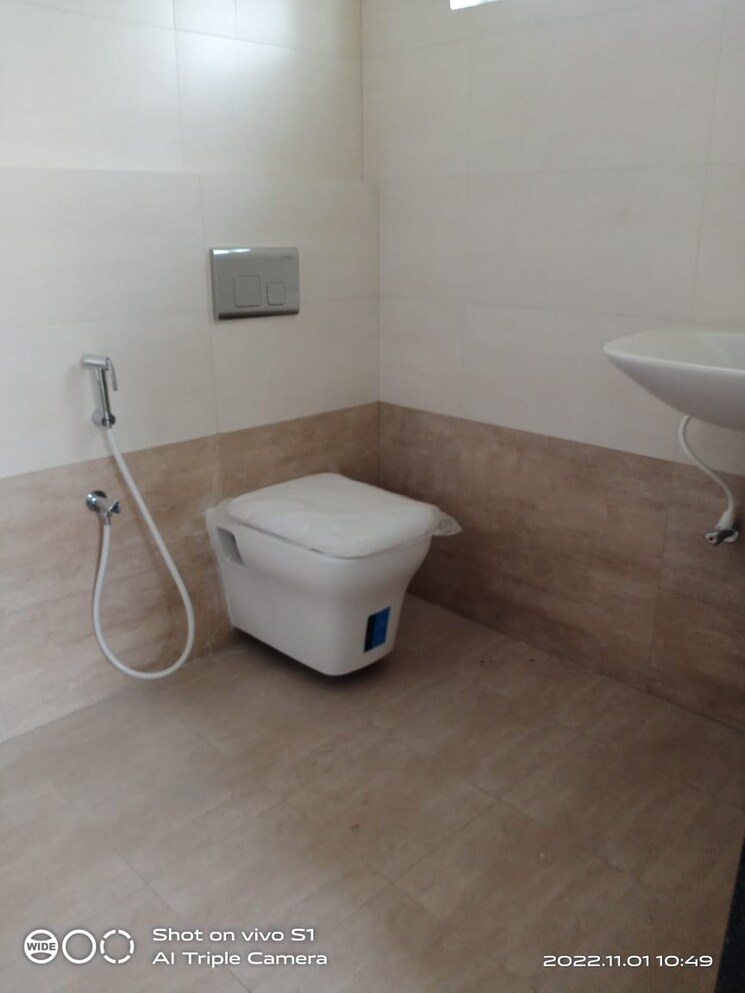Bathroom, alwal 3 Bedroom 1950 Sq.Ft. Apartment In Alwal Hyderabad 9121737