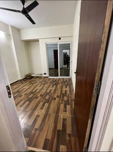 2 BHK Apartment For Sale in Migsun Roof, Raj Nagar Extension