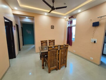 Living Room in 3 BHK Apartment at Gomti Nagar – for Rent