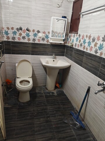 Attached Bathroom in 2 BHK Apartment at Ip Extension – for Rent