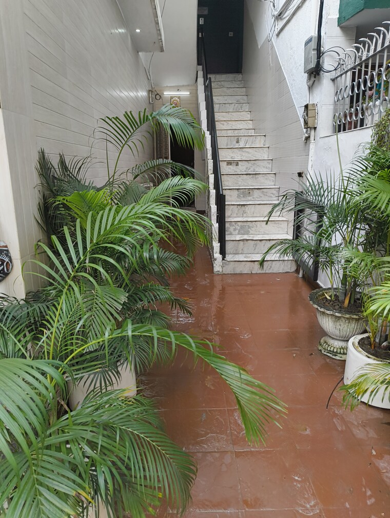 Exterior View, vasant kunj 3.5 Bedroom 2200 Sq.Ft. Apartment In Vasant Kunj Delhi 9121848