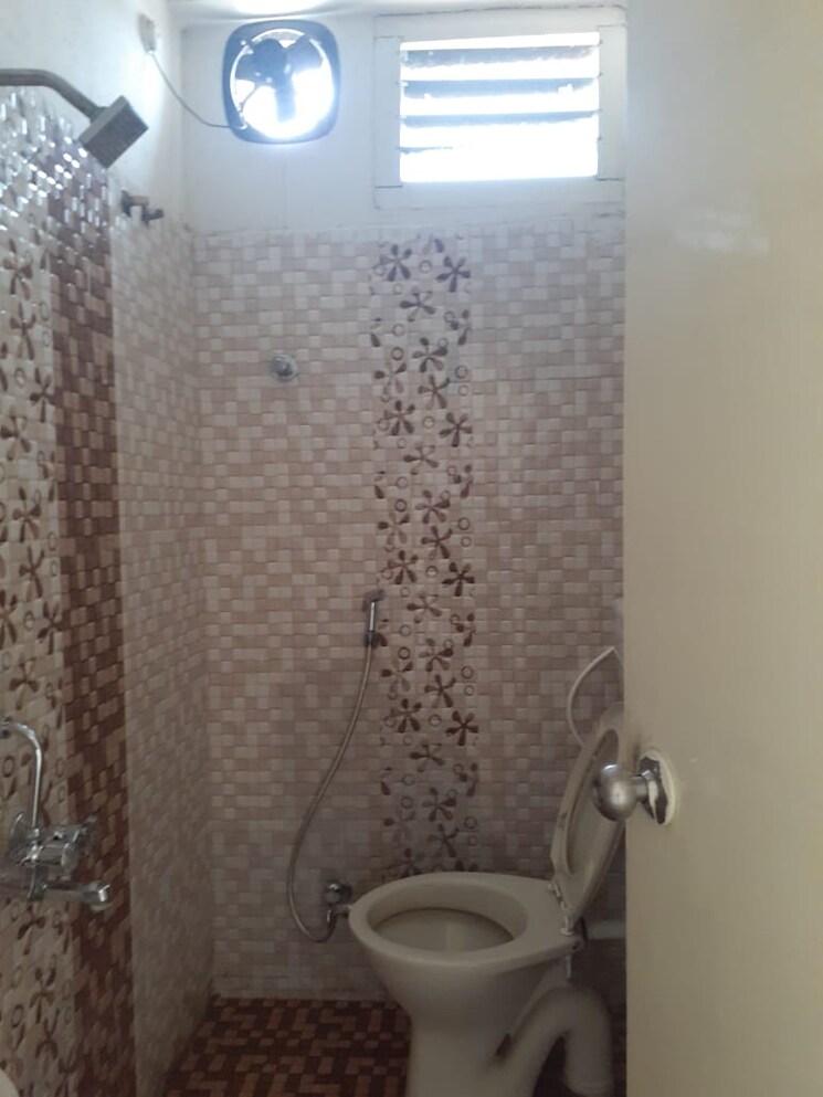Bathroom, yapral 3 Bedroom 1225 Sq.Ft. Apartment In Yapral Hyderabad 9121829