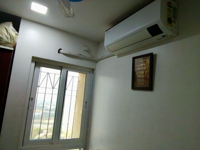 Room, dosti-west-county 1.5 Bedroom 700 Sq.Ft. Apartment In Balkum Pada Thane 9121836