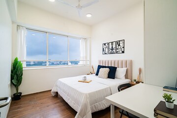 Team Area in 2 BHK Apartment at Lodha Aurum Grande, Kanjurmarg East – for Sale