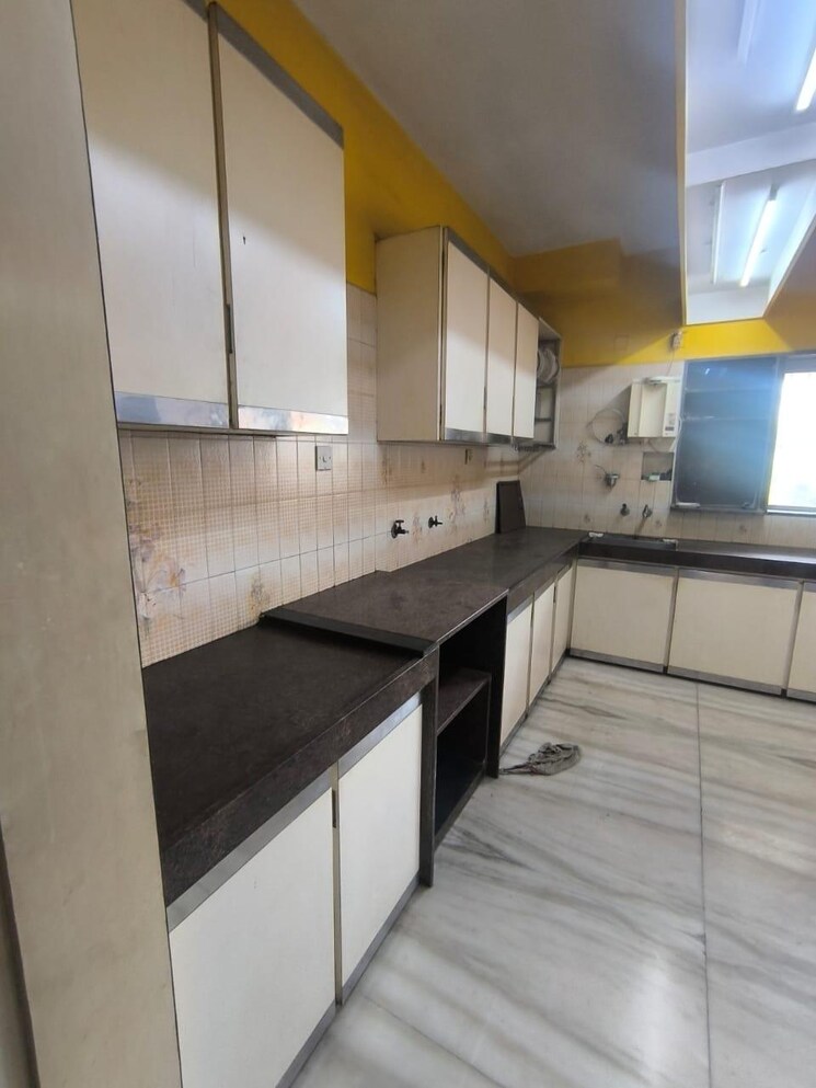 Kitchen, kalpataru-neelambar 3 Bedroom 1700 Sq.Ft. Apartment In Peddar Road Mumbai 9121881