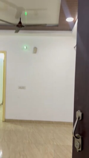 Room in 2 BHK Apartment at Gaur City 2 - 14th Avenue, Sector 16c Greater Noida – for Sale