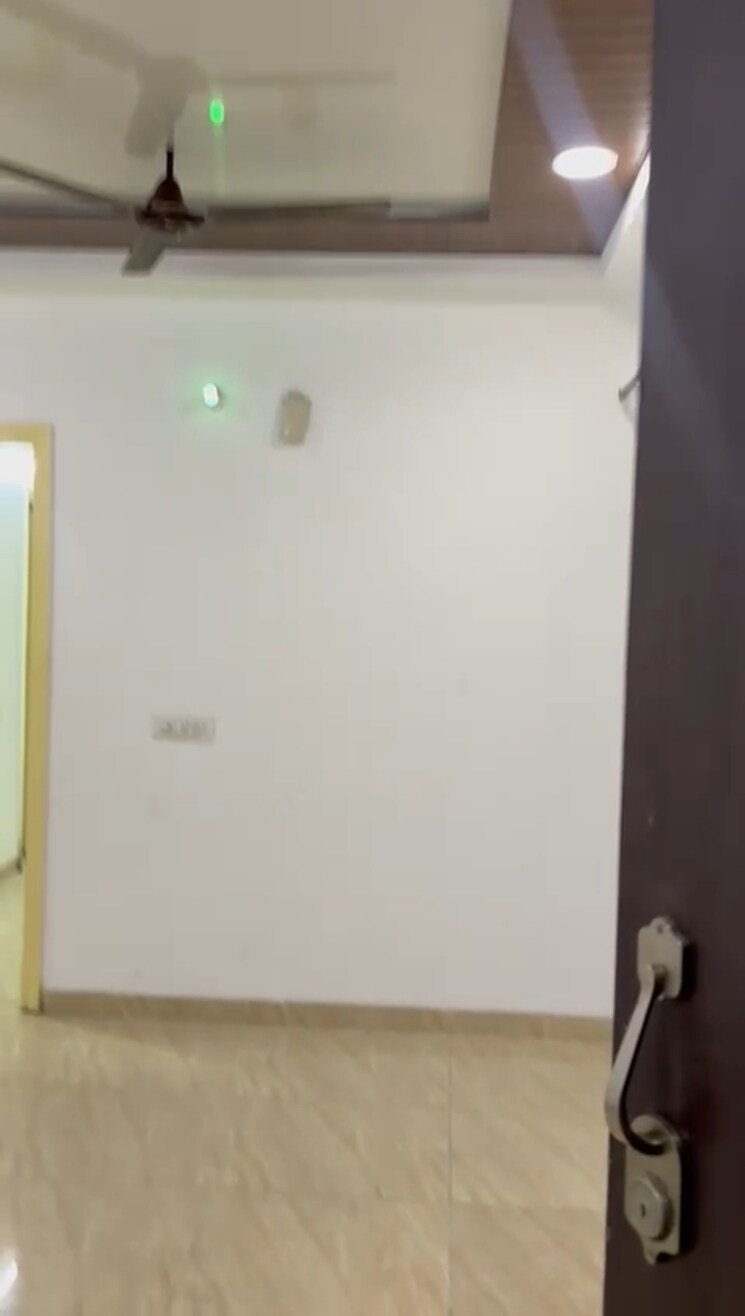 Room, gaur-city-2-14th-avenue 2 Bedroom 955 Sq.Ft. Apartment In Sector 16c Greater Noida Greater Noida 9121890