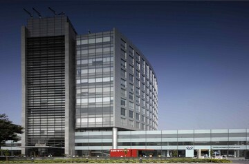  Office Space For Rent in Vatika City Point, Sector 25