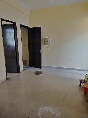 2 BHK Apartment For Rent in Assotech Windsor Court, Sector 78