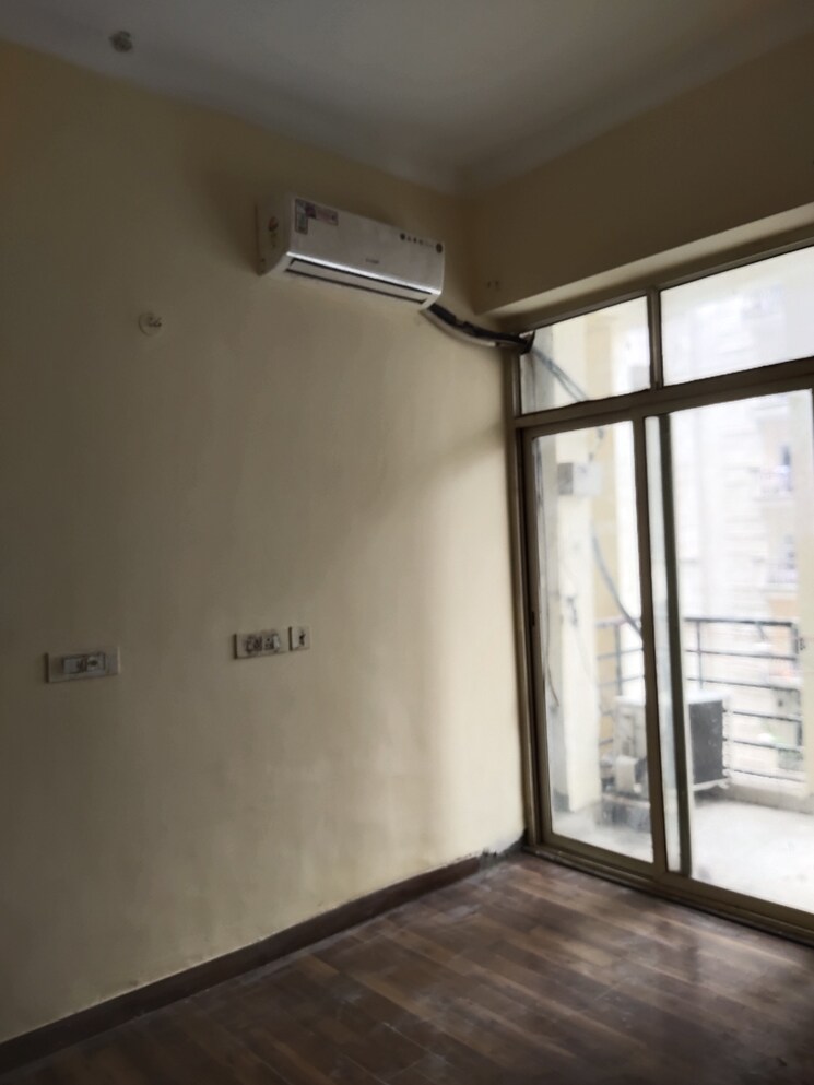 Room, assotech-windsor-court 2 Bedroom 990 Sq.Ft. Apartment In Sector 78 Noida 9121908