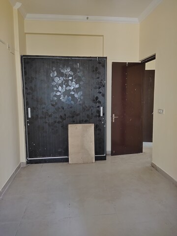 Furnished Amenities in 2 BHK Apartment at Assotech Windsor Court, Sector 78 – for Rent