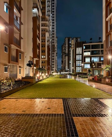 2 BHK Apartment For Rent in Aparna Sarovar Zicon, Nallagandla