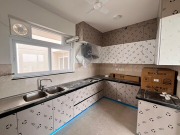 Kitchen in 3 BHK Apartment at Prestige Woodland Park, Cooke Town – for Rent