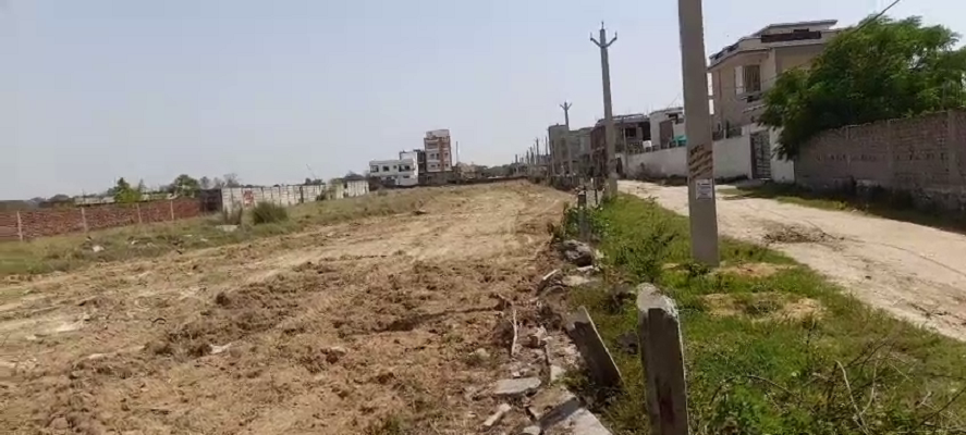 Plot For Sale in Doranda Ghagra