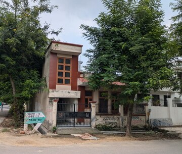 2 BHK Villa For Rent in Sector 3 Greater Noida
