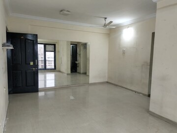 Room in 1 BHK Apartment at Lalani Residency, Kavesar – for Rent