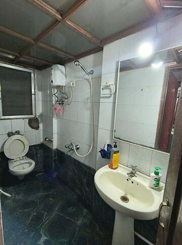 Bathroom in 1 BHK Apartment at NG Complex, Andheri East – for Rent