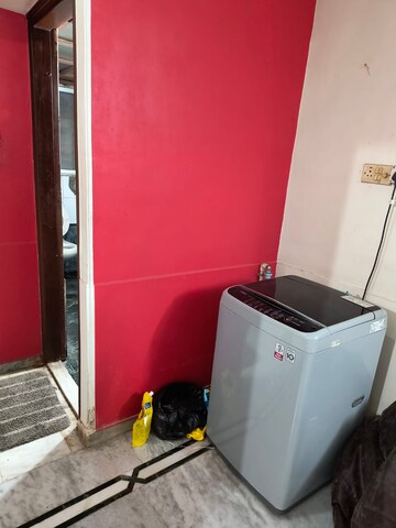 Furnished Amenities in 1 BHK Apartment at NG Complex, Andheri East – for Rent