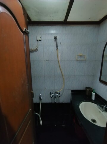 Bathroom in 1 BHK Apartment at NG Complex, Andheri East – for Rent
