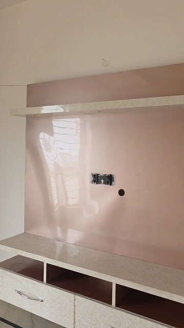 Room in 3 BHK Builder Floor at BPTP Parklands, Sector 76 – for Rent
