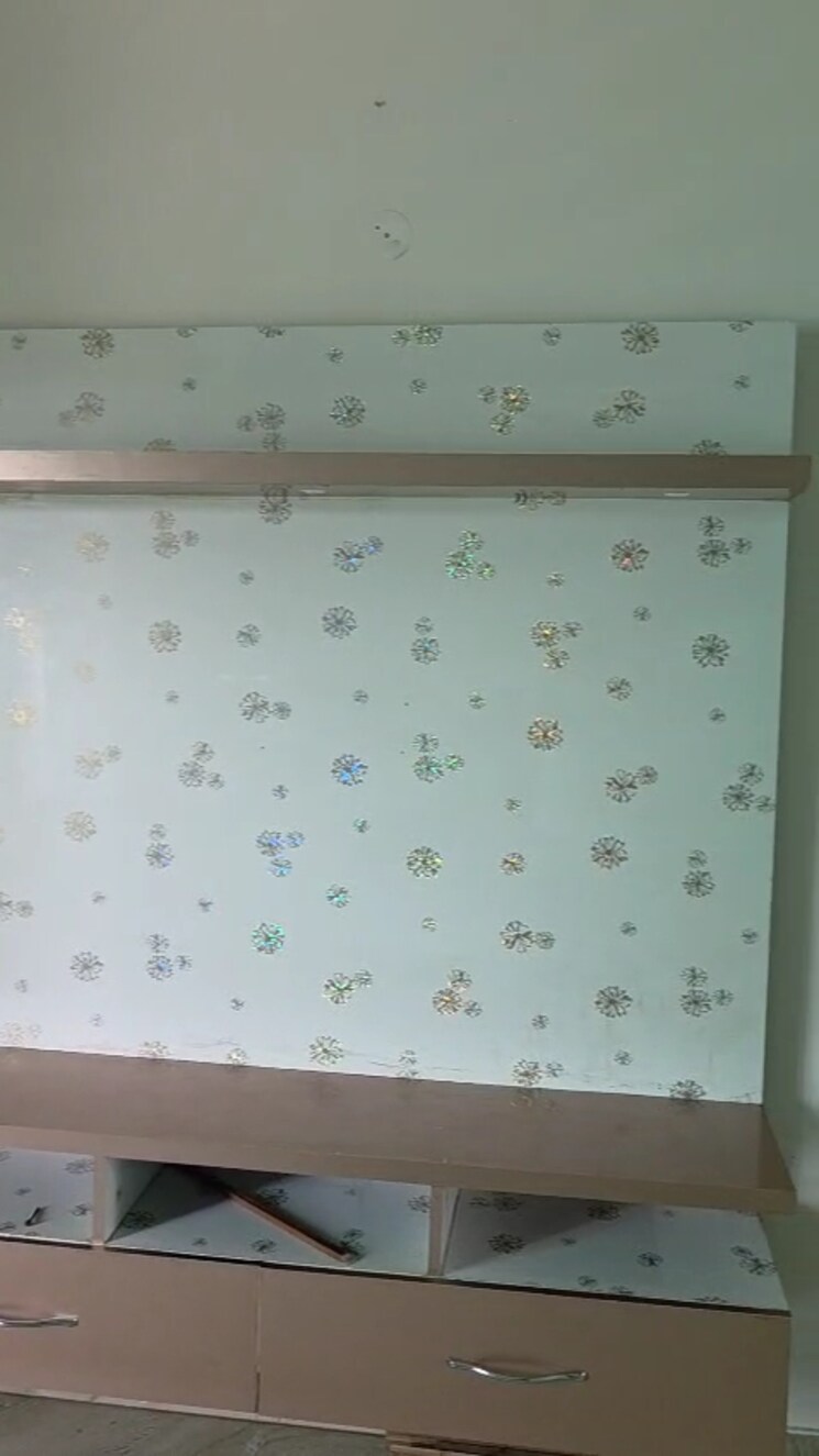 Room, bptp-parklands 3 Bedroom 250 Sq.Yd. Builder Floor In Sector 76 Faridabad 9122100